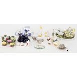 Lot with miniature and dollhouse dinnerware