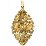 Antique yellow gold finely crafted pendant - 14 ct.