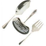 (3) piece lot serving cutlery silver-plated.