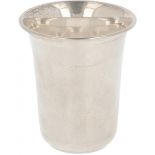 Drinking cup silver.