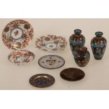 A lot with various Asian items a.w. cloisonné objects and porcelain plates with Imari decor, Japan,
