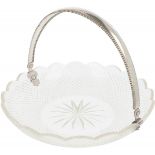 Biscuit dish with handle silver.
