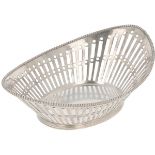 Bonbon basket silver.