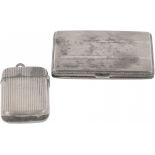 Cigarette case & Vesta case silver.