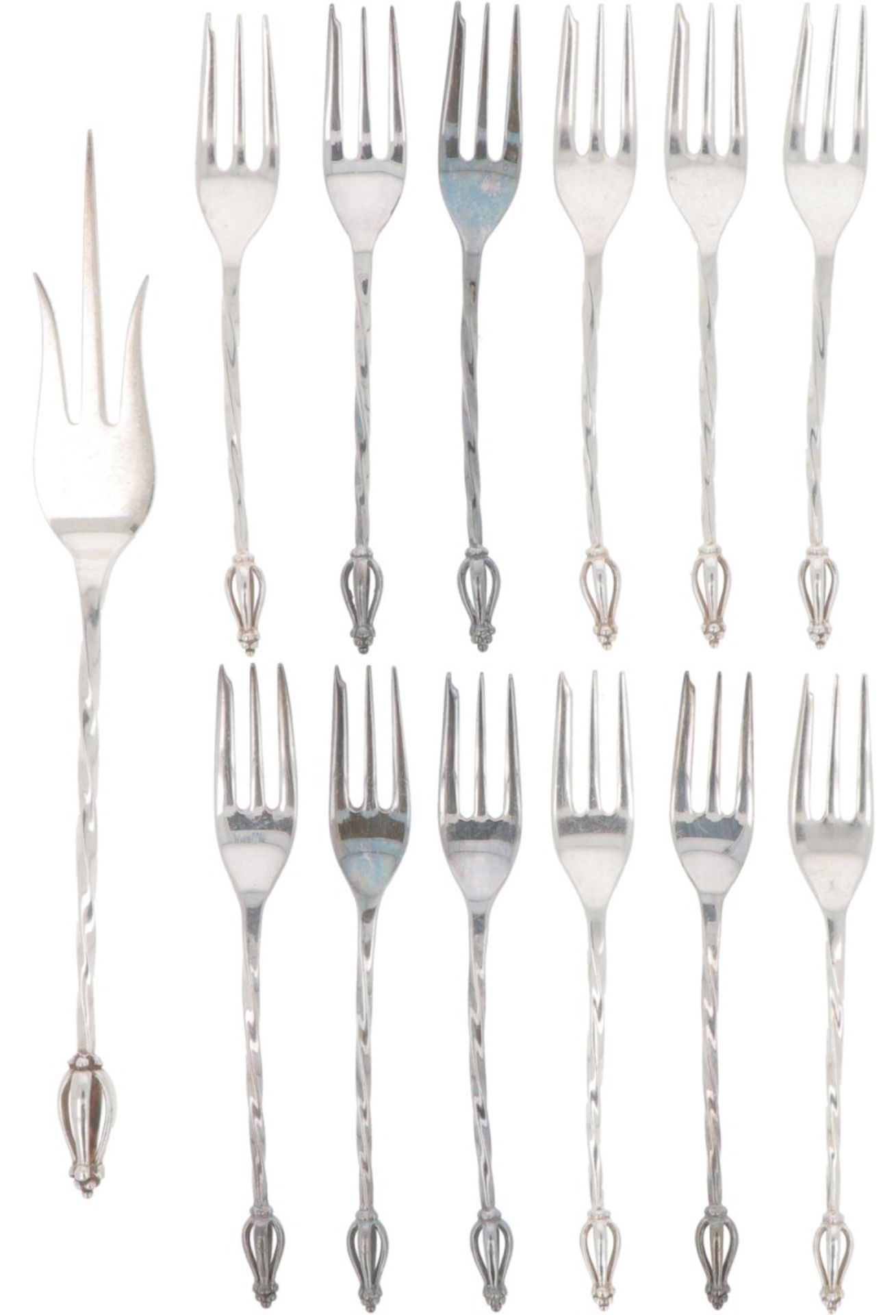 (13) piece set of cake forks & cake fork silver.