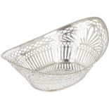 Puff pastry basket silver.