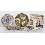 A lot of (6) Japanese plates consisting of Imari and Satsuma, Japan, circa 1900.