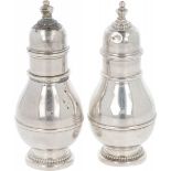 (2) piece set of salt & pepper shakers silver.