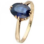 Yellow gold vintage solitaire ring set with synthetic sapphire - 14 ct.
