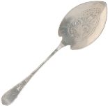 Cake server silver.