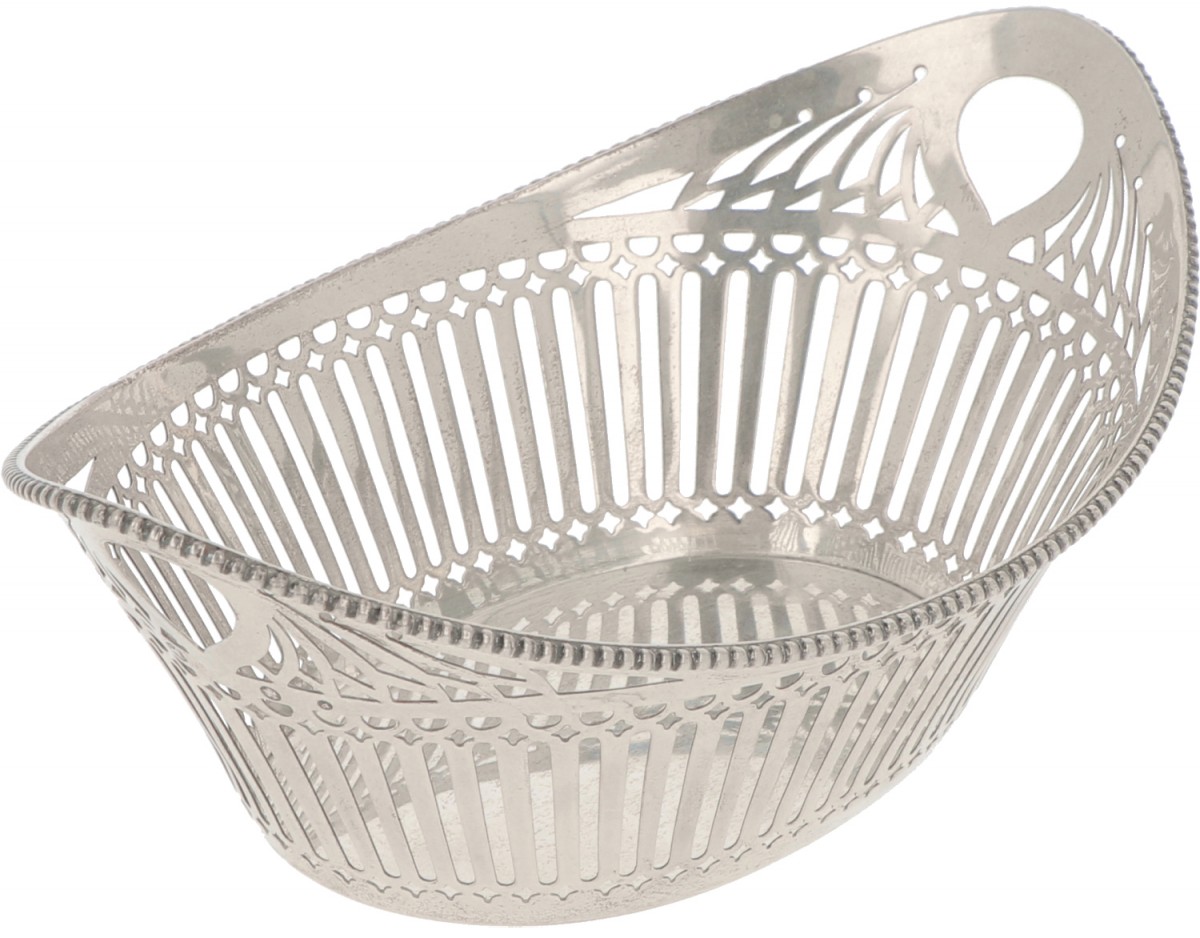 Bonbon basket silver.