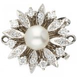 White gold flower-shaped closure set with approx. 0.40 ct. diamond and cultivated pearl - 14 ct.