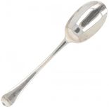 Spoon (London Henry Morris 1740) silver.