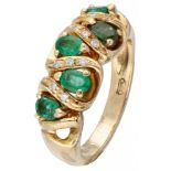 19.2K. Yellow gold vintage ring set with approx. 0.64 ct. natural emerald and approx. 0.05 ct. diamo