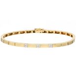 14K. Yellow gold link bracelet set with approx. 0.06 ct. diamond.