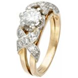 18K. Bicolor gold Art Deco ring set with approx. 0.84 ct. diamond.