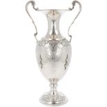 Showpiece vase silver.