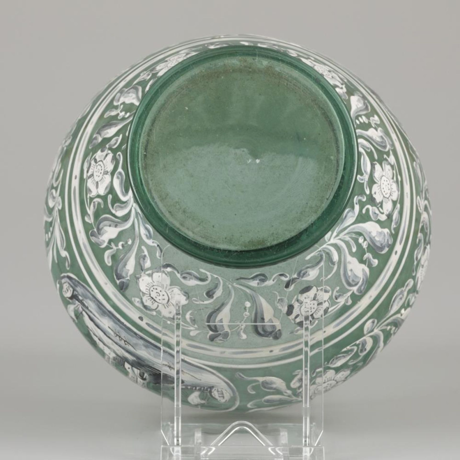 A glass vase with enamelled motif, Italy, 19th century. - Image 7 of 7