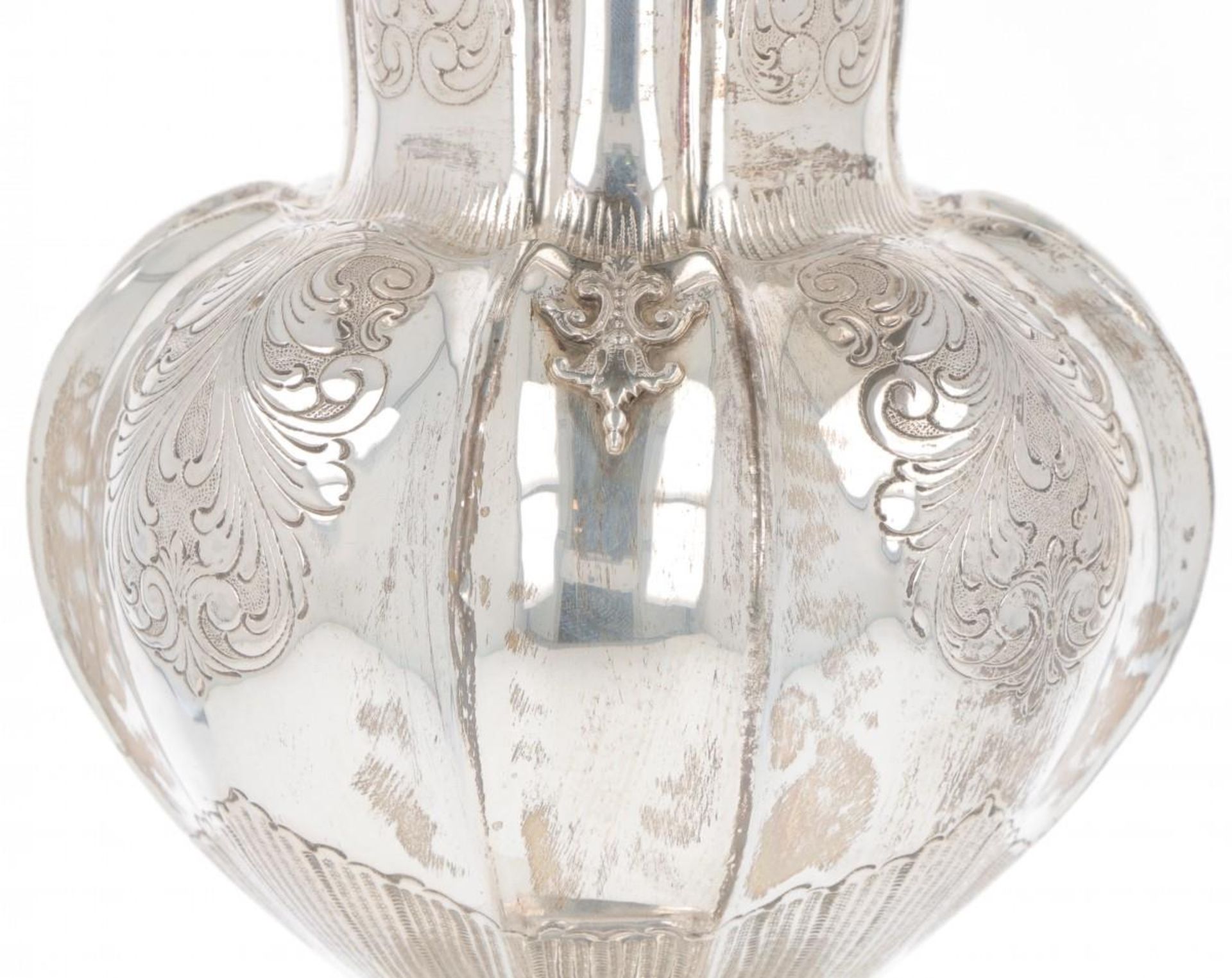Showpiece vase silver. - Image 2 of 5