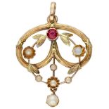 18K. Yellow gold Art Nouveau pendant set with seed pearls and glass garnet.