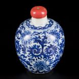 A porcelain snuff bottle with landscape decor, China, 19th century.