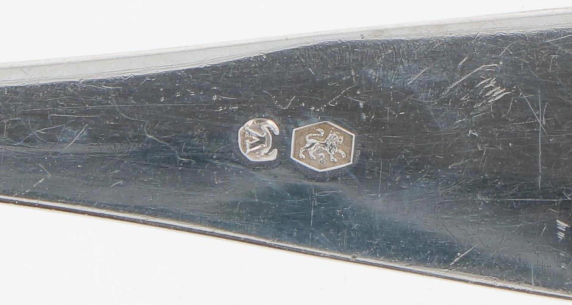 (2) piece set of scoops "Dutch point fillet" silver. - Image 4 of 7