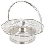 Puffpastry basket silver.