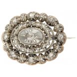 Silver antique oval brooch set with diamond - 833/1000.