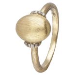 18K. Yellow gold Nanis 'Dancing in the Rain' ring set with approx. 0.04 ct. diamond.