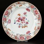 A porcelain plate with floral decoration, China, Yongzheng/Qianglong.