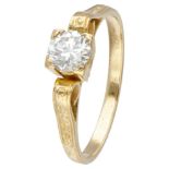 20K. Yellow gold solitaire ring set with approx. 0.47 ct. diamond.