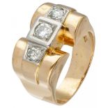 18K. Yellow gold and Pt 950 platinum tank ring set with approx. 0.46 ct. diamond.