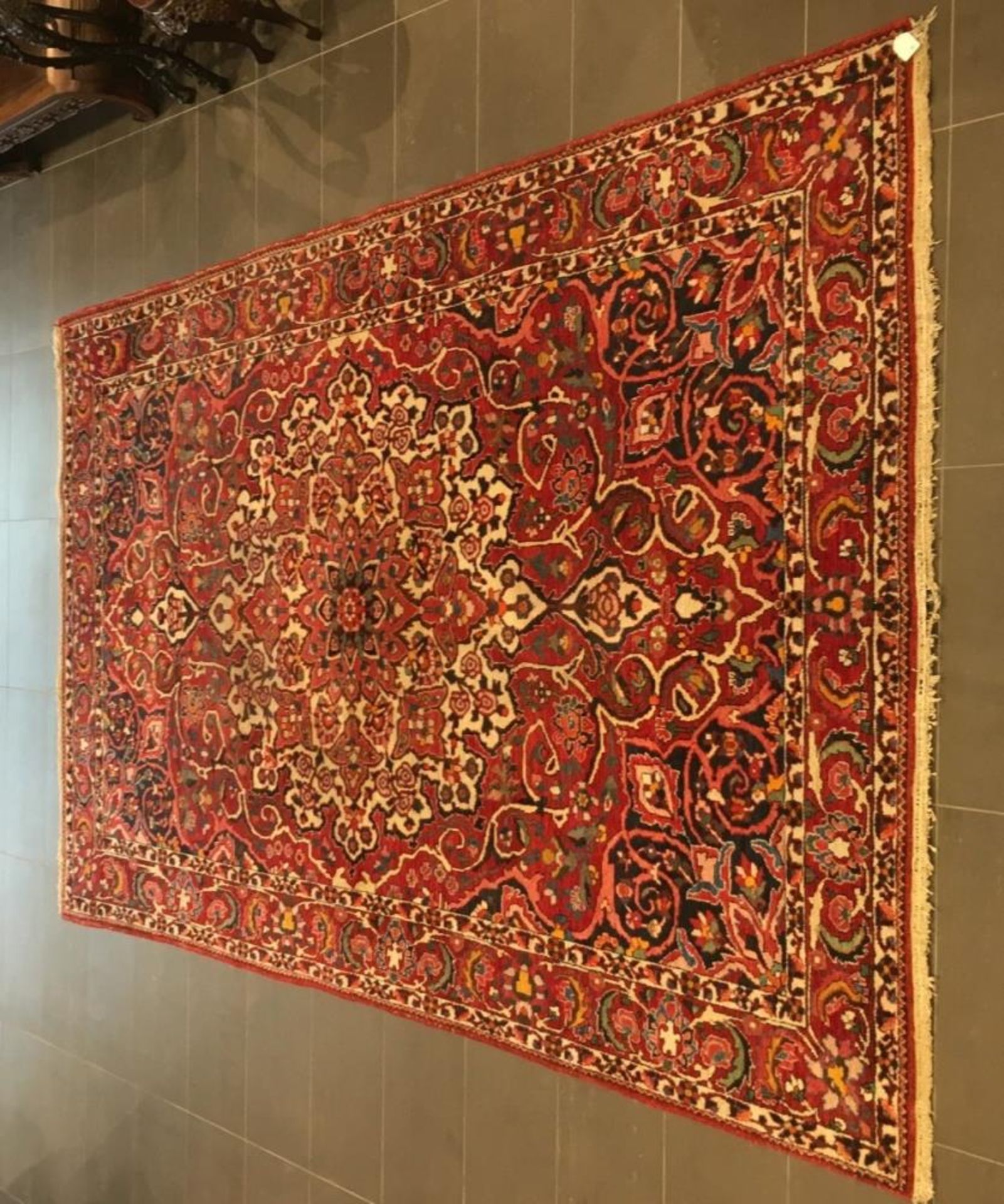 A Persian "Shiraz" rug, Iran, 20th century.