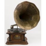 A "Victrola" grammophone, United States, early 20th century.