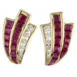 18K. Yellow gold earrings set with approx. 0.17 ct. diamond and natural ruby.