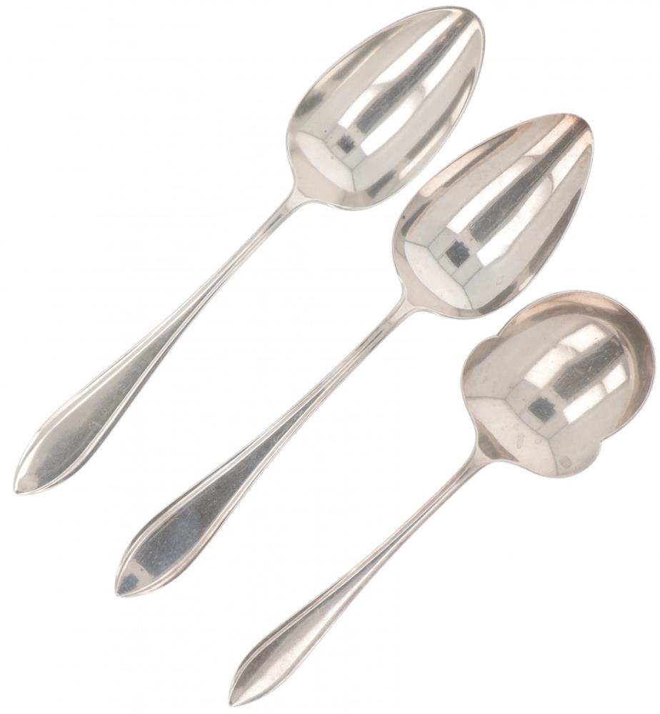 (3) piece set of ladles "Dutch point fillet" silver.