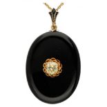 18K. Yellow gold necklace with antique onyx medallion pendant set with approx. 2.40 ct. diamond.