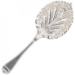 Wet fruit scoop silver.