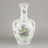 A porcelain baluster vase with Queen Victoria decor, Herend, 1st half 20th century.