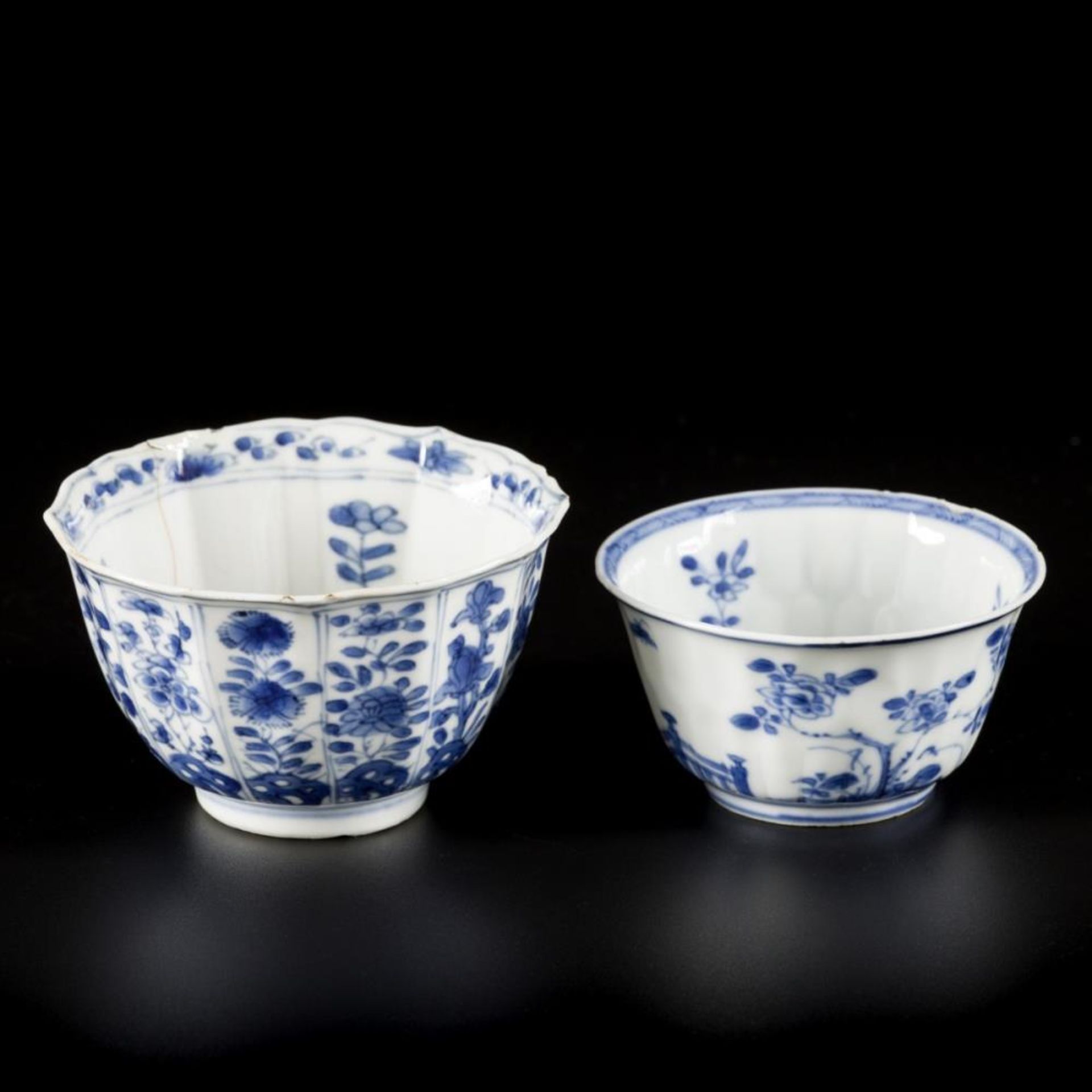 A lot comprised of (2) porcelain cups with floral decoration, one marked with yu (jade), China, Kang