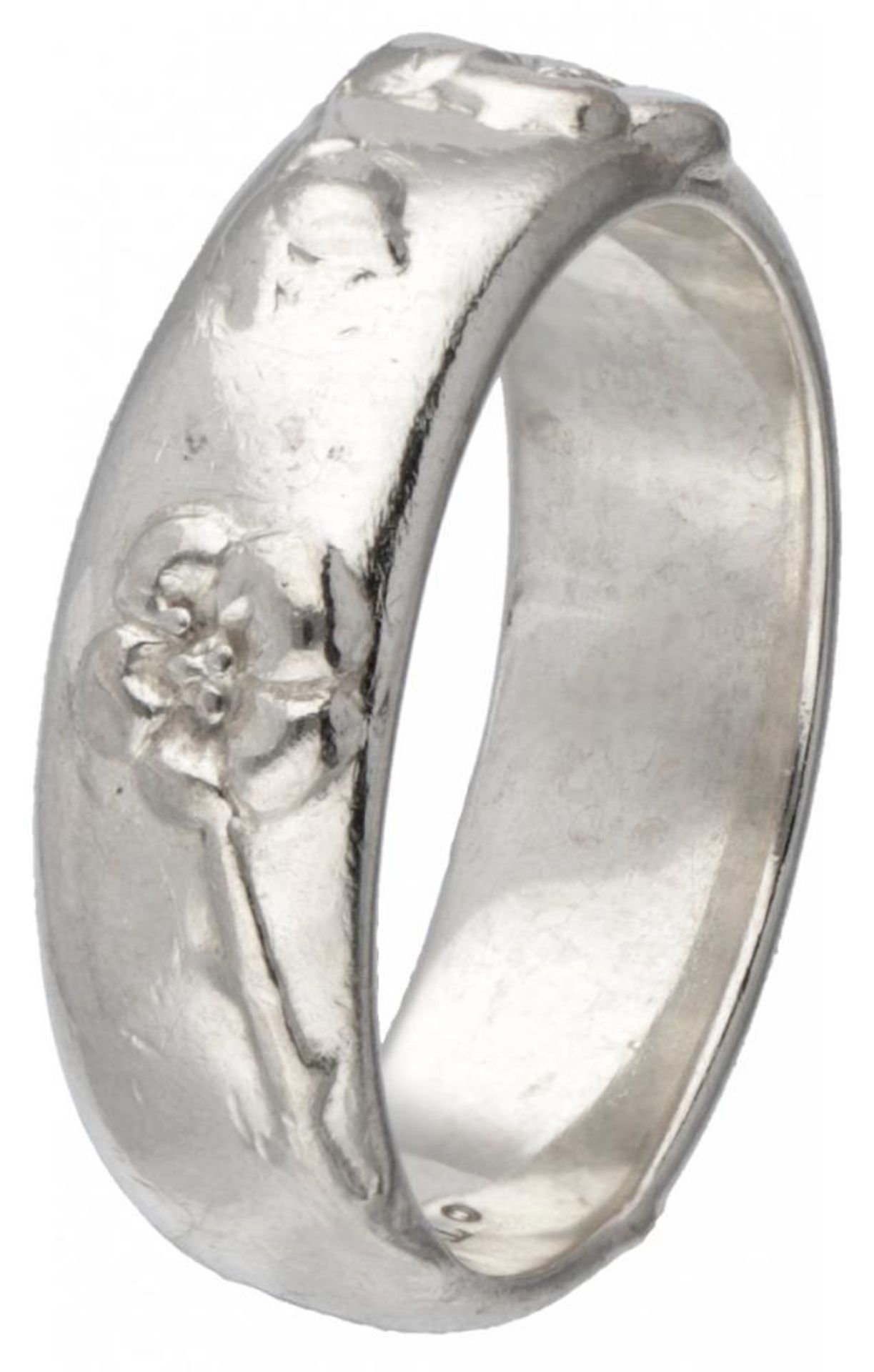 Silver Tiffany & Co. ring with flowers - 925/1000. - Image 2 of 3