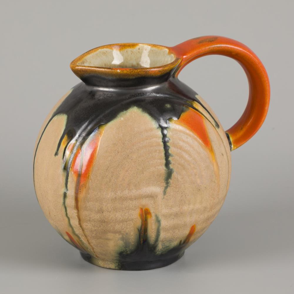 Velsen / Noord-Holland pottery pitcher model 131 B (KTP, Kennemer potterij N.V.)