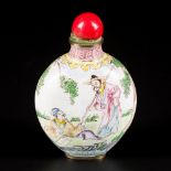 An enamel snuff bottle decorated with figures in a landscape, China, 1st half 20th century.