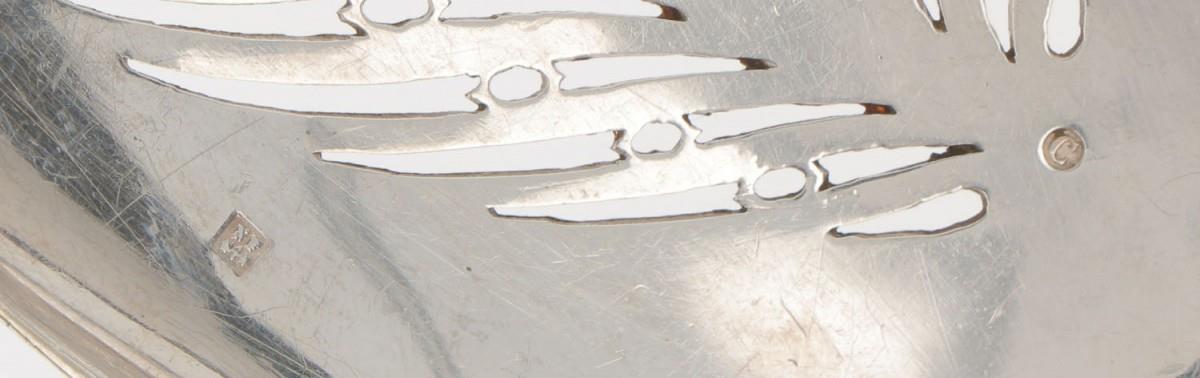 Fish slice silver. - Image 2 of 2