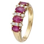 18K. Yellow gold ring set with approx. 0.18 ct. diamond and approx. 1.28 ct. ruby.
