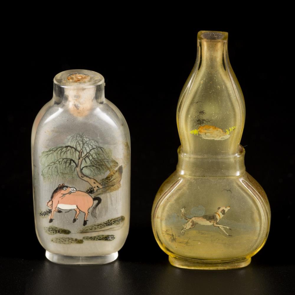 A lot comprised of (4) glass snuff bottles with various decorations, China, 1st half 20th century. - Image 12 of 15