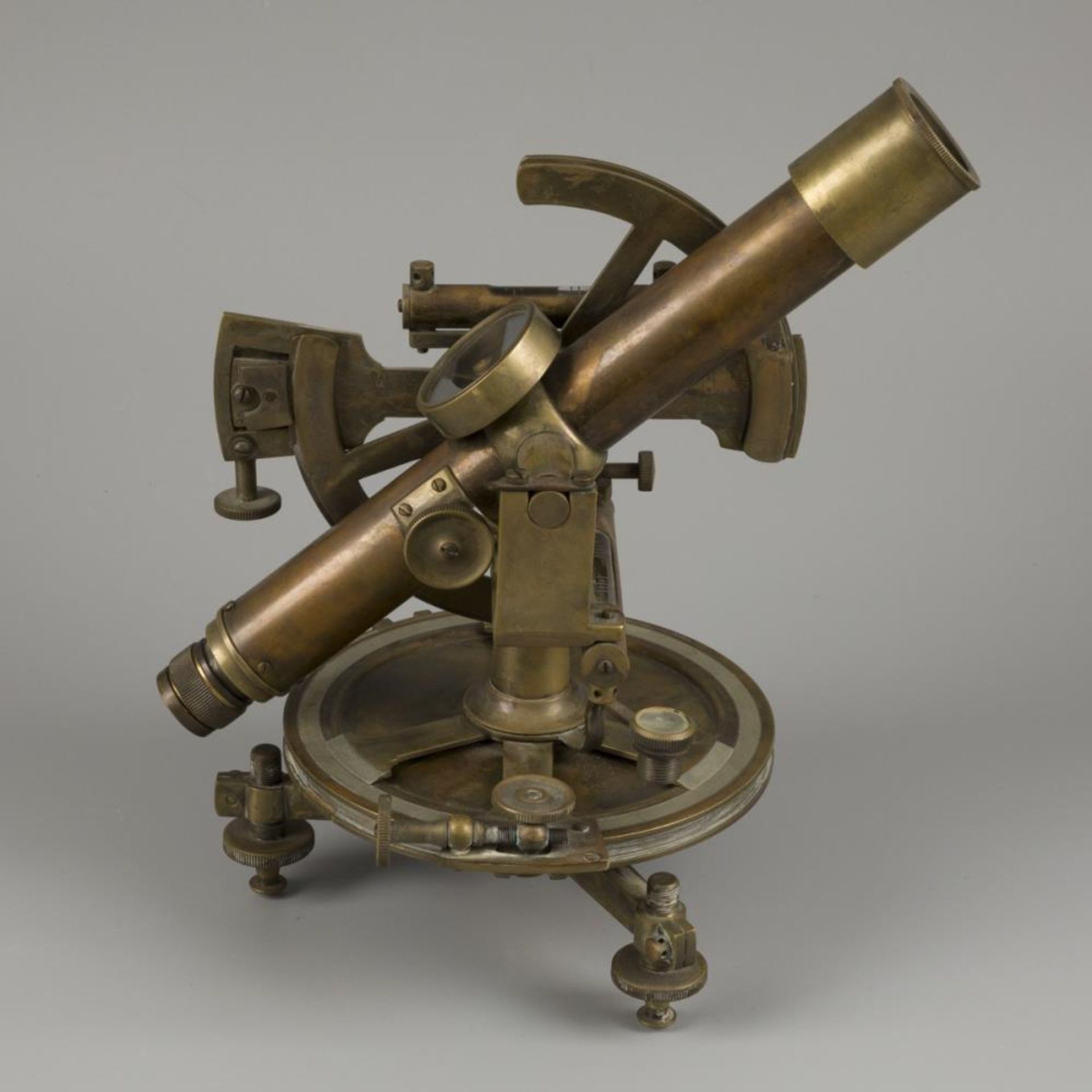 A brass surveyors' spirit level instrument with compass (transit/ theodolite), Germany, early 20th c - Image 2 of 4