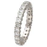 14K. White gold alliance ring set with approx. 2.08 ct. diamond.