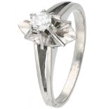 18K. White gold solitaire ring set with approx. 0.15 ct. diamond.