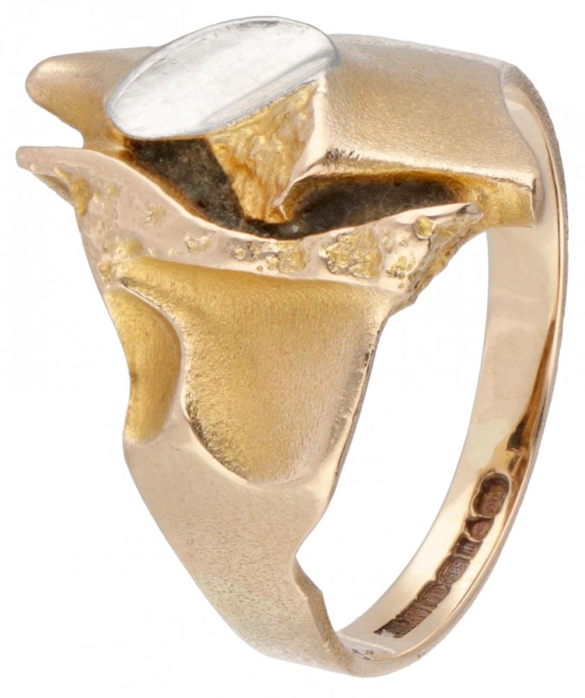 Björn Weckström for Lapponia 14K. yellow gold 'Geisir / Geysir' ring combined with platinum.